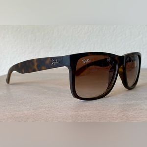 Ray Ban Justin Classic sunglasses